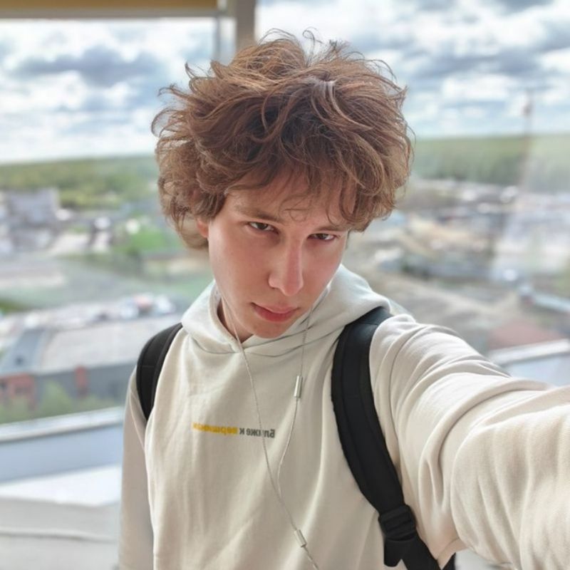Дмитрий Демидов